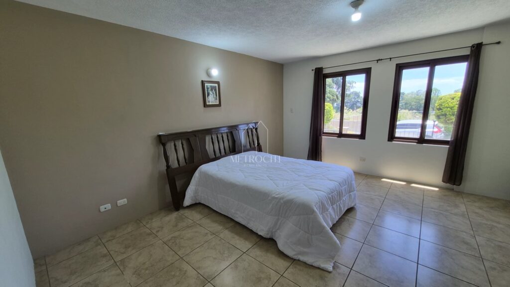 En Venta – Se Vende Hermosa Casa De Esquina En Carretera A El Salvador - Foto 4 de 12
