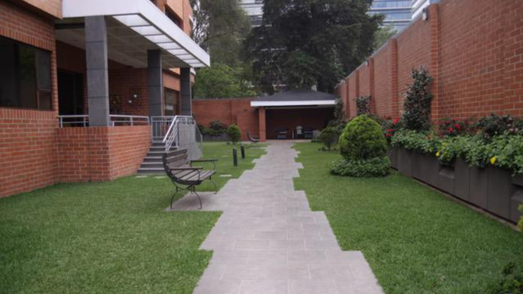 Apartamento Amueblado En Renta Zona 10 - Vista principal de la propiedad