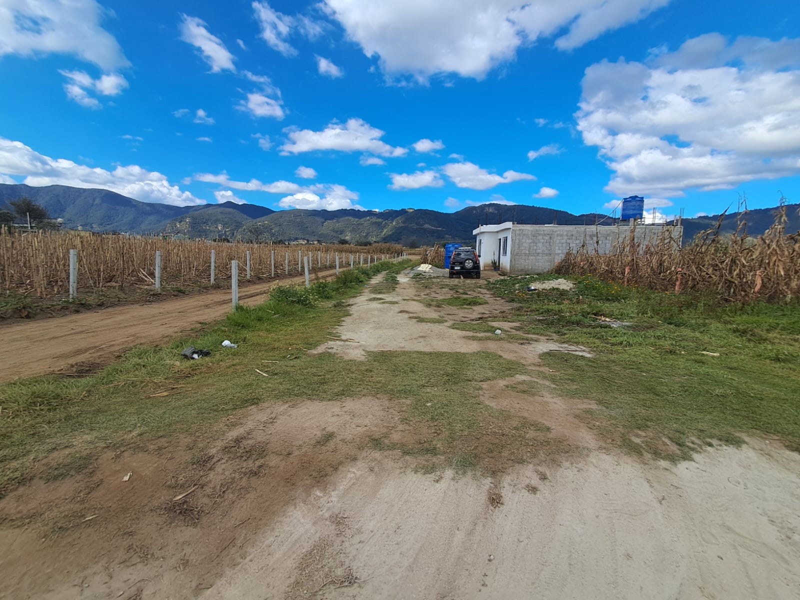 En Venta – Linda Propiedad Camino A Cantón Barrios