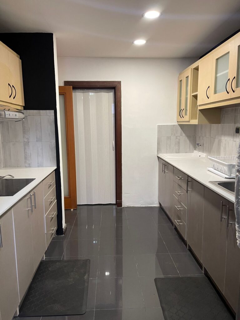 Apartamento Amoblado En Renta Zona 14 - Foto 3 de 12