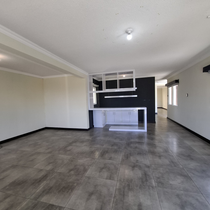 Casa De Venta En Cañadas Del Encinal, Zona 7 De Mixco - Foto 2 de 15