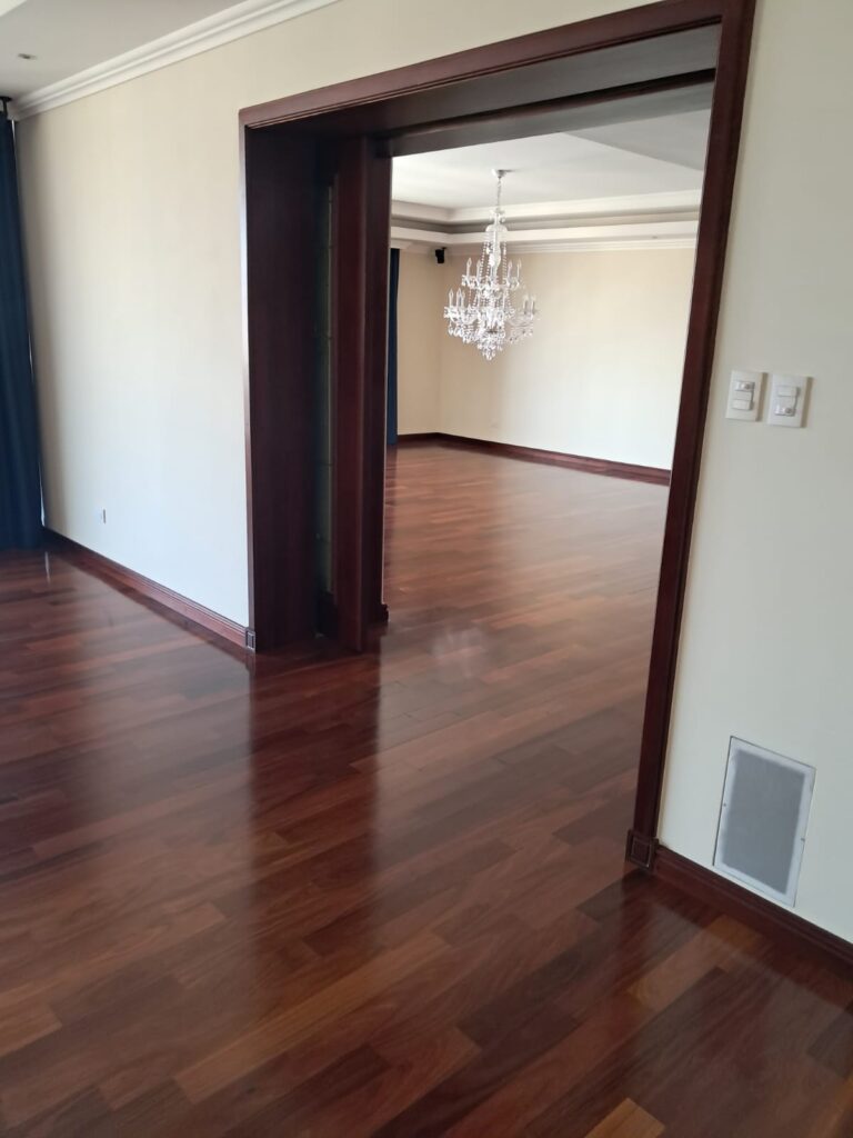 Apartamento En Venta Zona 14 - Foto 5 de 11