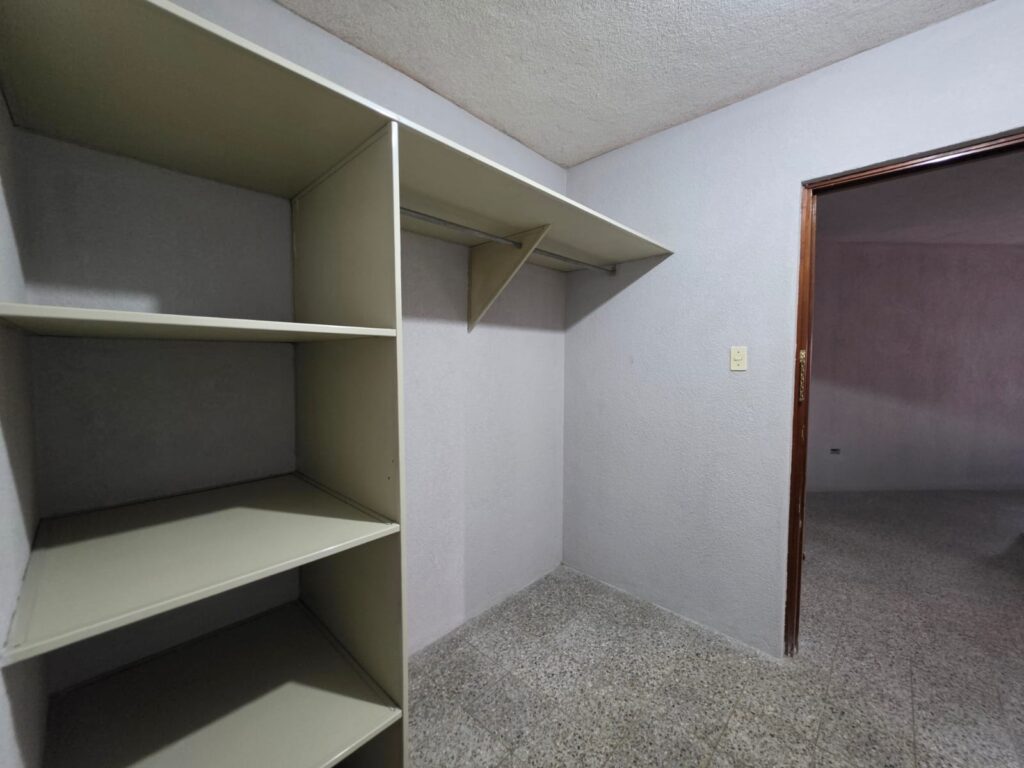 Venta De Casa En Pinares De San Cristobal Zona 8 De Mixco - Foto 5 de 8