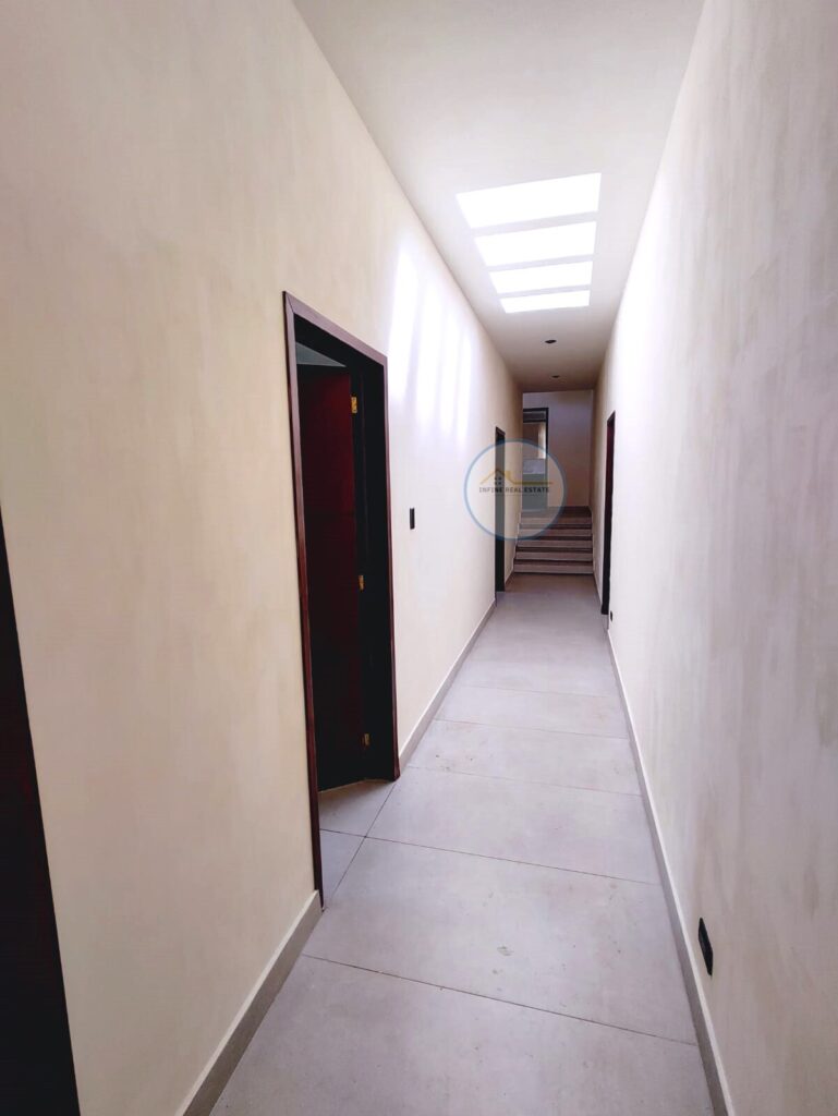 En Venta, Dos Hermosas Casas Modernas. Ubicada En Excelente Zona. - Foto 5 de 15