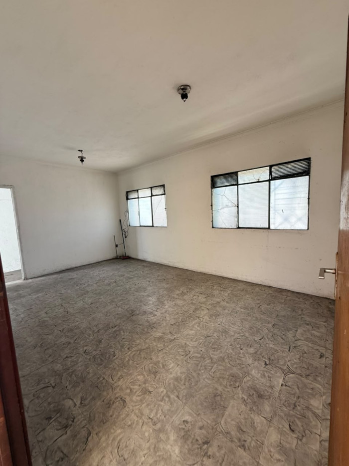 Venta De Casa Amplia Cercana Al Sauce Zona 2 - Foto 2 de 8