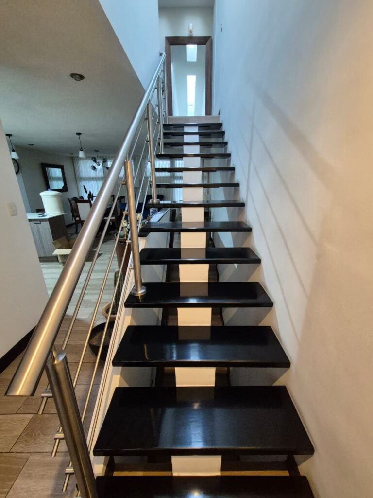 Casa Residencial En Venta En Condominio Cantoría Mixco - Foto 4 de 9