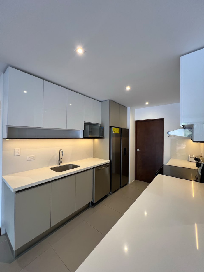 Apartamento Nuevo En Renta En Zona 13 - Vista principal de la propiedad