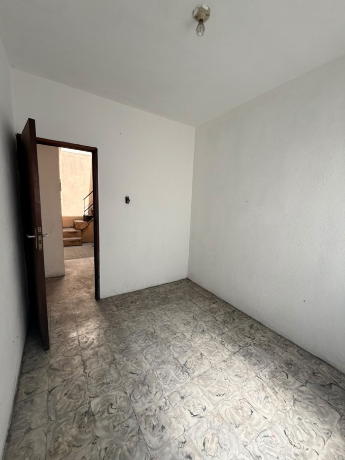 Venta De Casa Amplia Cercana Al Sauce Zona 2 - Foto 5 de 8
