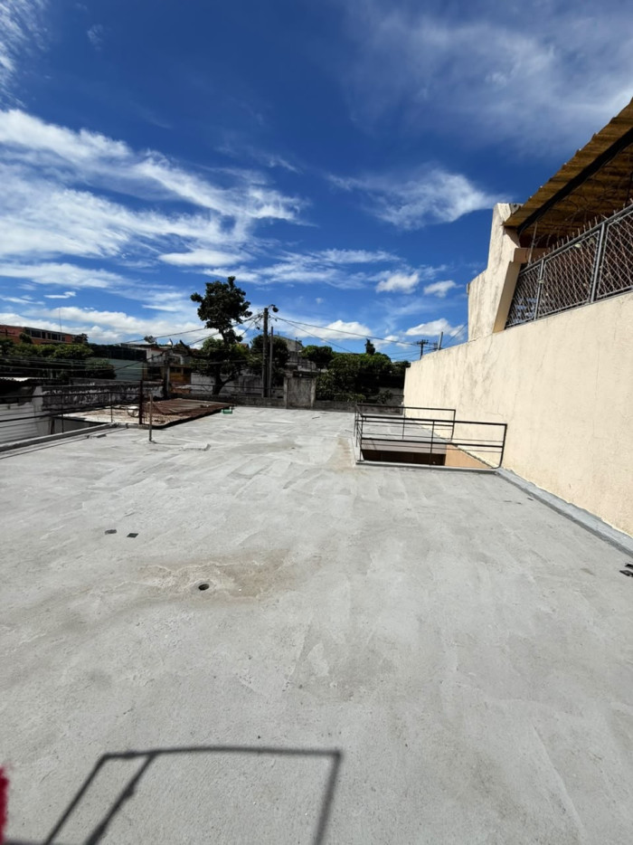 Venta De Casa Amplia Cercana Al Sauce Zona 2 - Vista principal de la propiedad