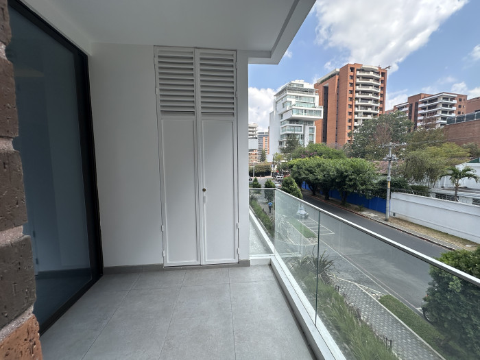 Apartamento En Venta O Renta En Zona 14, Ciudad De Guatemala - Foto 2 de 9
