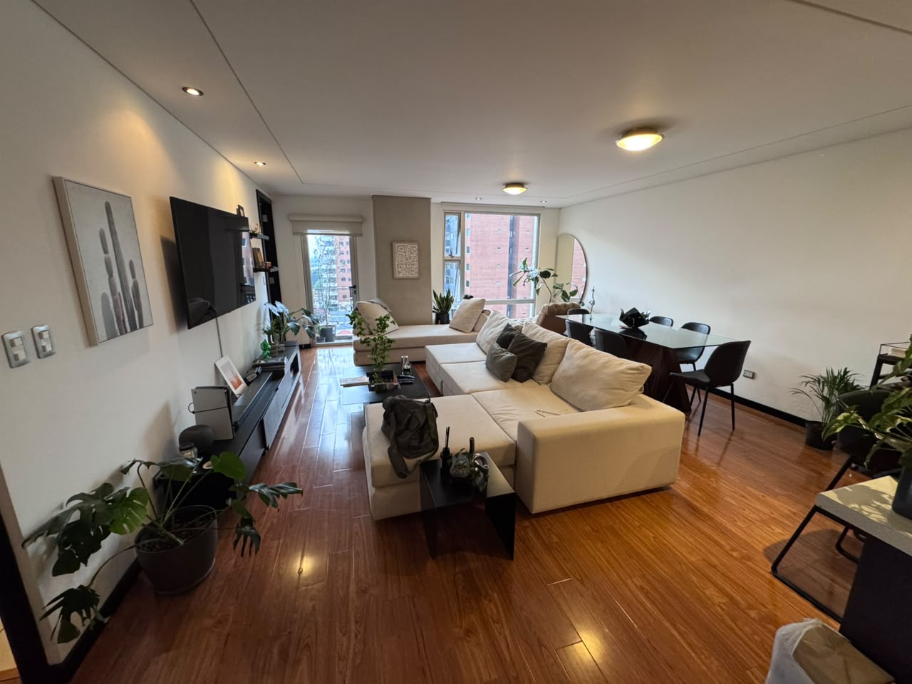 En Alquiler – Bello Apartamento De 97 Metros En Sector Exclusivo De Zona 14
