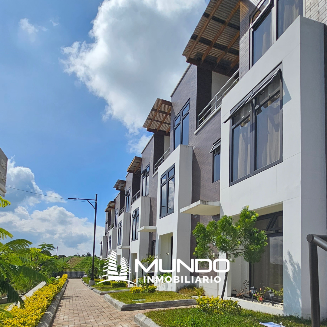 Townhouse En Venta Km 18.5 Caes
