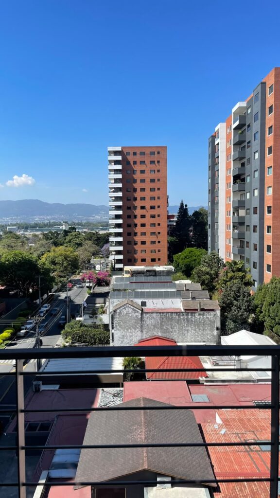 En Alquiler – Bello Apartamento De 97 Metros En Sector Exclusivo De Zona 14 - Foto 3 de 15