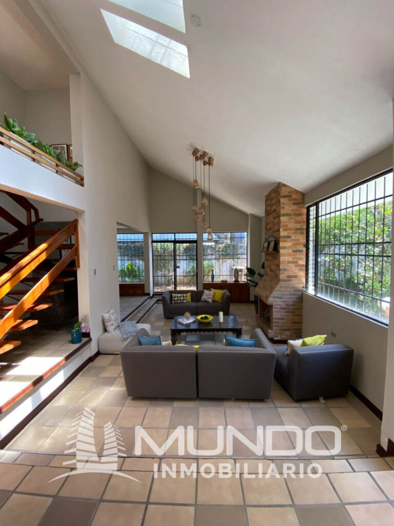 Casa En Renta En Zona 16 En Condominio - Foto 3 de 15