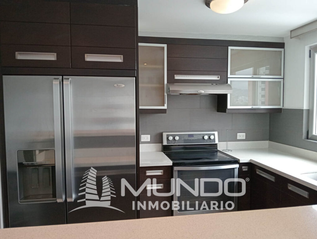 En Alquiler – Apartamento Amueblado En Zona 14 / Mundo Inmobiliario - Foto 5 de 13