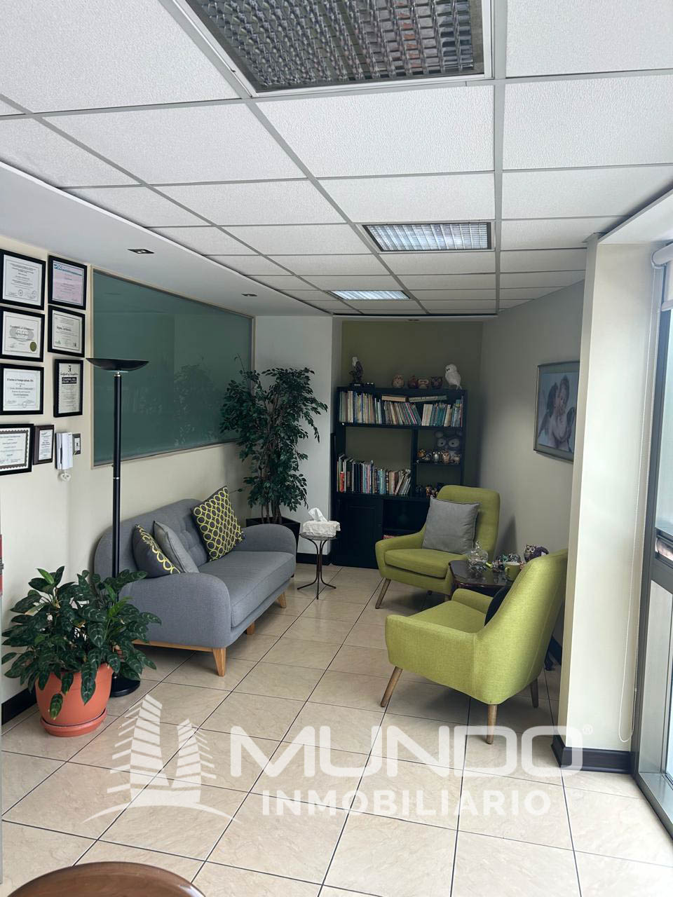 Oficina En Venta En Zona 10