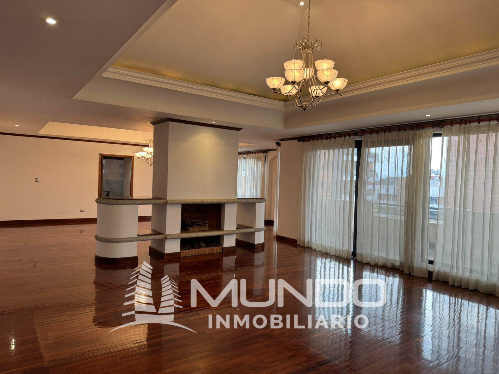 Penthouse En Venta Y Renta En Zona 10, A Una Cuadra De La EstaciÓn.