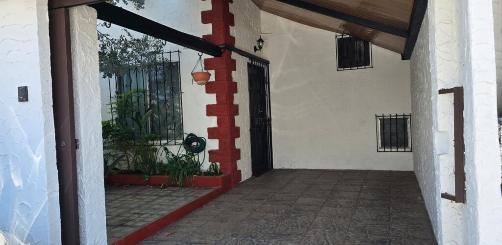 Casa En Venta En Zona 2 De Villa Nueva - Foto 2 de 10