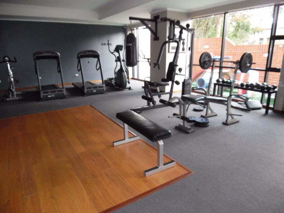 En Alquiler – Apartamento Amoblado Zona 10 - Foto 4 de 12
