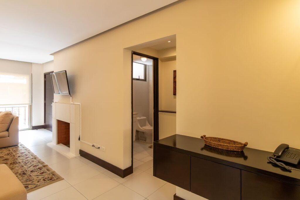 En Alquiler – Apartamento Amueblado Zona 10/ 2 Habitaciones - Vista principal de la propiedad