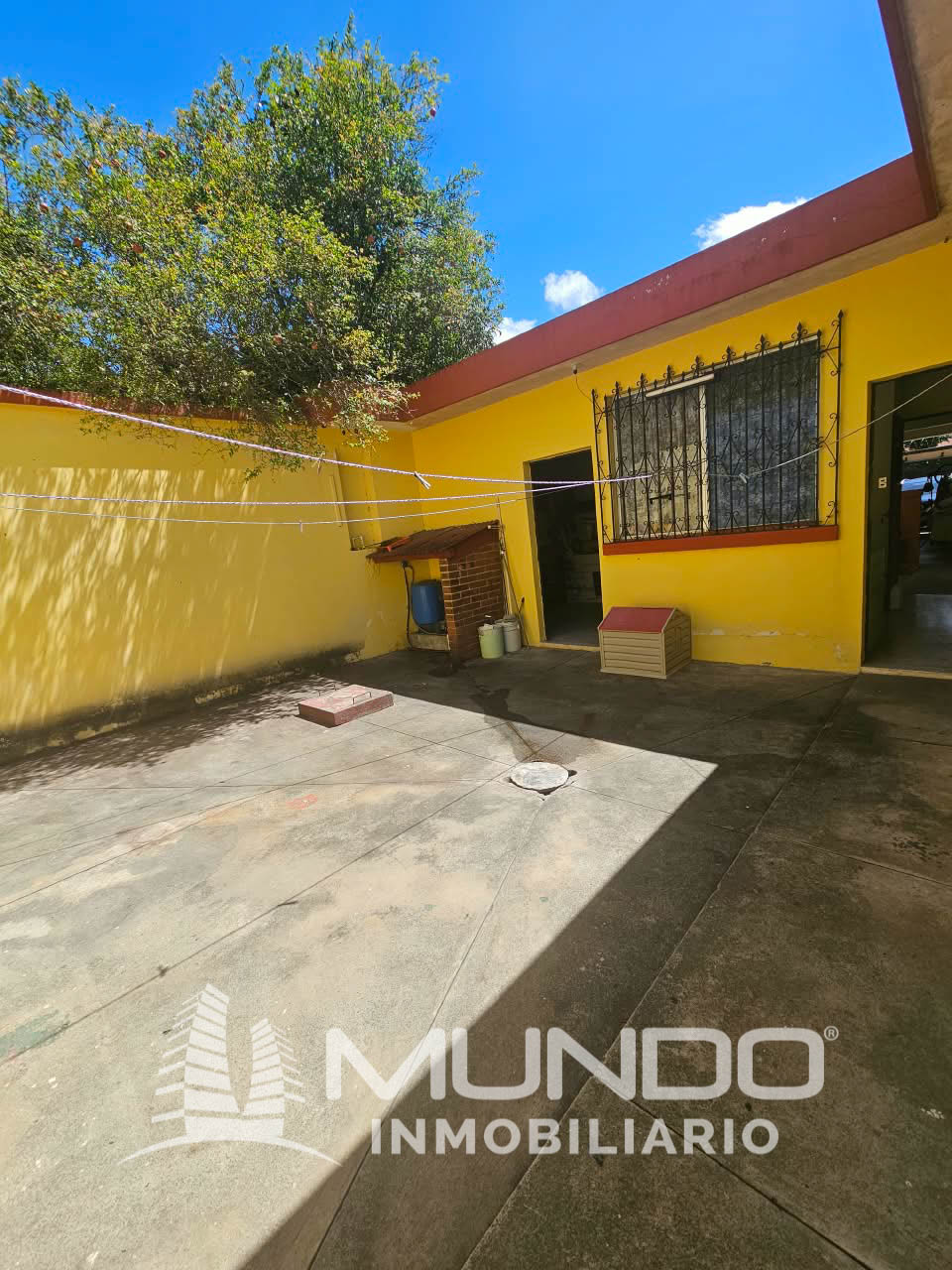 Casa Con Terreno Amplio En Venta Las Charcas Zona 11